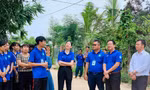 Thành Đoàn TP. HCM thăm và tặng quà các chiến sĩ ‘Mùa Hè Xanh’ tại mặt trận Gia Lai