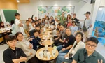 Sinh viên TP. HCM rủ nhau học ngoại ngữ tại quán cà phê