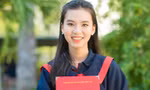  Nữ sinh ngành Quan hệ quốc tế cùng niềm đam mê hết mình với Văn học