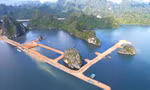 Hàng loạt núi đá vịnh Hạ Long bị quây thành “hòn non bộ”
