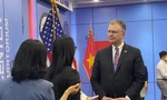 Trợ lý Ngoại trưởng Mỹ Daniel Kritenbrink tại Hà Nội ngày 12/10. Ảnh: Thu Loan