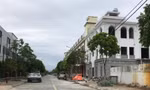 Các công trình có kiến trúc như biệt thự tại CCNLN Dương Liễu (Hoài Đức, Hà Nội). Ảnh: Long Vân