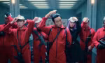 “Money Heist” (Phi Vụ Triệu Đô) bản Hàn: Trang phục đỏ như bản gốc nhưng mặt nạ mới toanh