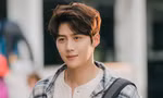 Cuộc đời như vai diễn, Kim Seon Ho đã được “làng Gongjin” đời thực “cõng” qua giông bão
