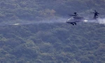 AH-64 Apache khai hỏa trong cuộc diễn tập bắn đạn thật ở đảo Đài Loan (Trung Quốc)