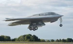 Máy bay ném bom tàng hình B-2 Spirit của Mỹ quay trở lại bầu trời 