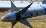Mỹ bổ sung tên lửa AIM-9 cho Ukraine trong gói viện trợ mới 