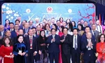 Thủ tướng và Phu nhân dự Chương trình Xuân Quê hương của người Việt tại Séc