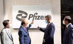 Chủ tịch nước Nguyễn Xuân Phúc thăm và làm việc tại Công ty Pfizer