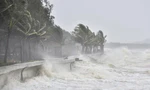 Bão số 2 cách đất liền Hải Phòng, Nghệ An 130km, gió giật cấp 10