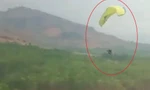 Một phi công tử vong khi nhảy dù lượn ở Kon Tum