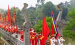 Nghi thức tế lễ trong lễ giỗ Đức Quốc Tổ Lạc Long Quân. (Ảnh: Trung Kiên/TTXVN)