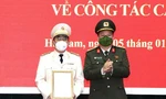 Trao quyết định của Bộ trưởng Bộ Công an về công tác tổ chức, cán bộ
