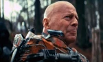 Bruce Willis giải nghệ vì mất ngôn ngữ, Mâm xôi vàng hủy giải thưởng gây tranh cãi