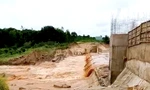 Cận cảnh đập dẫn nước của thủy điện ở Gia Lai bị vỡ tan hoang