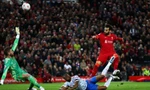 ‘Tam tấu’ bùng nổ, Liverpool vùi dập MU không thương tiếc
