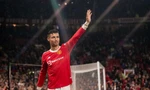 Ronaldo ghi bàn, MU chia tay Old Trafford bằng trận thắng đậm