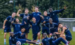 Quang Hải thắng trận đấu tập nội bộ ở Pau FC