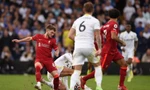 Leeds vs Liverpool 0-3: Salah cán mốc 100 bàn, Elliott dính chấn thương nặng