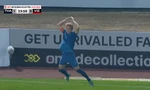 Lập siêu phẩm cháy lưới Văn Lâm, Theerathon ăn mừng theo kiểu Ronaldo