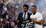 Kylian Mbappe chính thức ở lại PSG với quyền lực ngang chủ tịch CLB