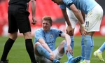 De Bruyne chấn thương, Man City vỡ mộng ăn 4 trước Chelsea