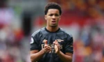Thần đồng 15 tuổi của Arsenal đi vào lịch sử Ngoại hạng Anh