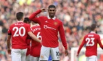 Rashford lập cú đúp, MU bám sát Man City
