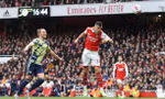 Hạ Leeds 4-1, Arsenal duy trì khoảng cách với Man City