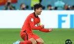 Son Heung-min lại khóc nức nở, cả đội Hàn Quốc nín thở xem Uruguay