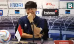 HLV Shin Tae-yong hành động khác thường trước trận đấu với Argentina