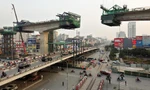 Cận cảnh nhịp cầu cạn cao nhất nội đô đang được thi công tại Hà Nội