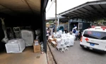 Hàng trăm thiết bị y tế lên tàu hỏa vào TPHCM để lắp đặt cho bệnh viện dã chiến