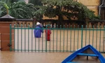 Quảng Bình: Nước lên nhanh, trong chớp mắt hơn 15.000 ngôi nhà bị ngập