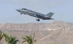 Cuộc tấn công ồ ạt của Iran vào Israel tối 13/4. (Ảnh: Al Jazeera)