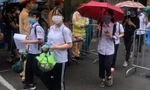 Toàn cảnh kỳ thi tuyển sinh lớp 10 ở Hà Nội: Đề thi không khó, vì sao thí sinh lo lắng?