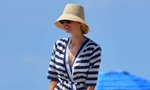 Ivanka Trump sang chảnh hút hồn ở biển