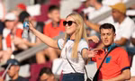 Ngắm dàn mỹ nữ cổ vũ ĐT Anh tại World Cup 2022