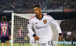 ‘Xé lưới’ Barca, Rashford cân bằng kỷ lục của chính mình
