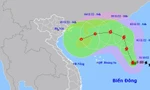 Bão số 7 liên tục đổi hướng, di chuyển rất chậm, diễn biến phức tạp