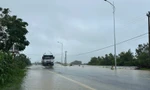 Mưa lớn kéo dài, miền Trung đón lũ mới