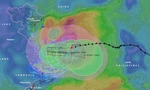 Bão Trà Mi tiến gần đất liền, gió giật cấp 14