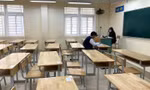 Trường THPT Trần Nhân Tông (Hà Nội) chỉ có 1 học sinh đi học.