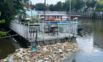 Hiến kế thu gom rác thải nhựa trên kênh rạch ở TPHCM