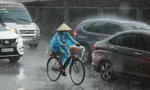 Mưa dông sắp mở rộng ra miền Bắc, miền Trung