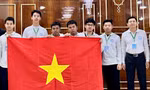 Đoàn học sinh Việt Nam xuất sắc đoạt Huy chương Vàng Olympic Giao lưu Toán học quốc tế