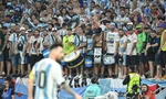 Vì sao người Argentina cuồng bóng đá đến mức ân nhân suốt đời của Messi không muốn họ vô địch?