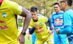 Chưa kịp vui vì có nhà tài trợ mới, HAGL đứng trước nguy cơ bị cấm sân ở V-League 2023 