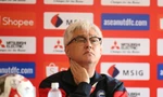 Thua trận, HLV của Singapore nghĩ về việc tăng cường cầu thủ nhập tịch