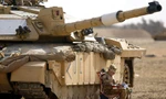 Cận cảnh xe tăng Anh chuẩn bị bàn giao cho Ukraine